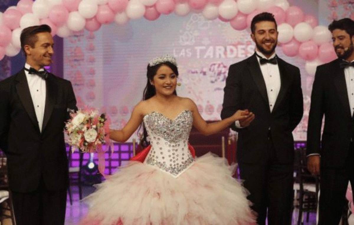 México: La fiesta de la quinceañera mexicana Rubí cambia de domicilio