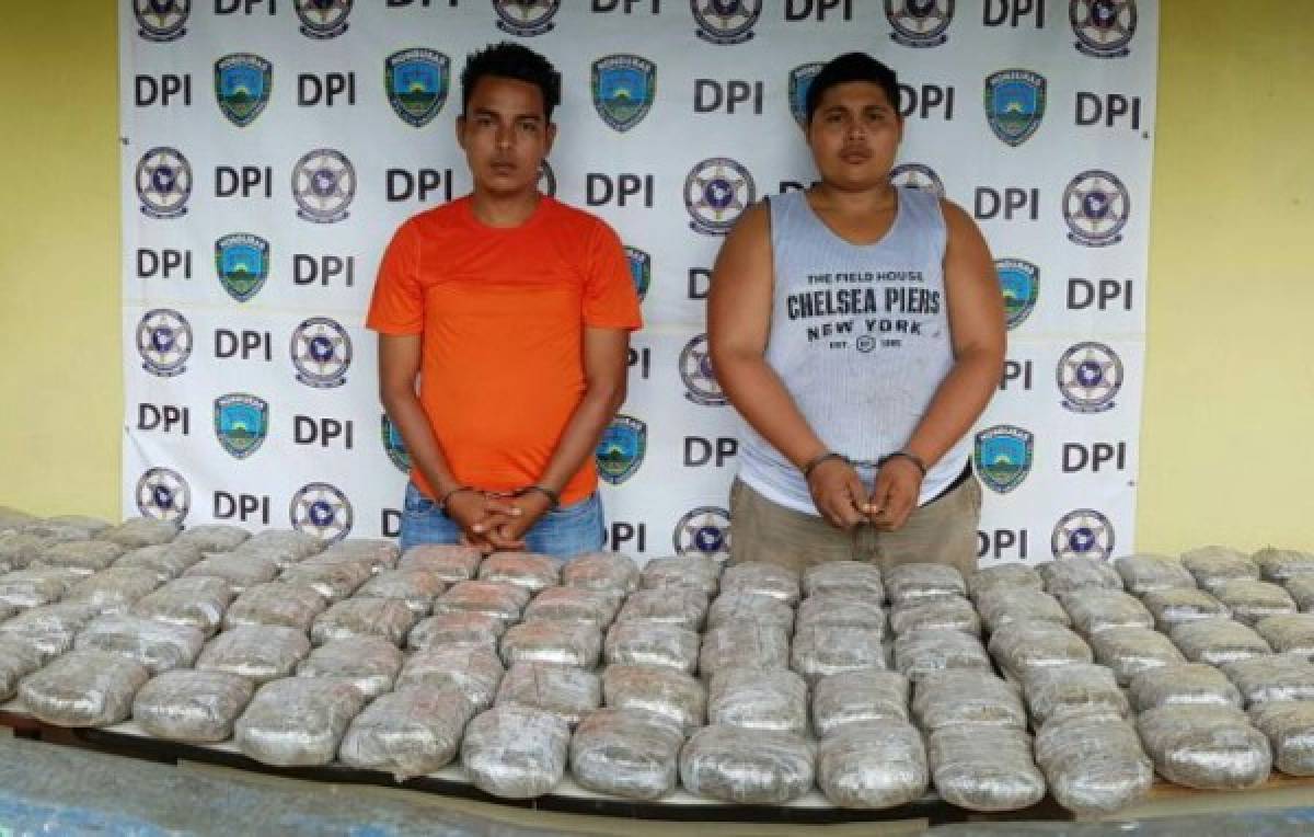 Caen dos hondureños que transportaban droga en compartimentos falsos