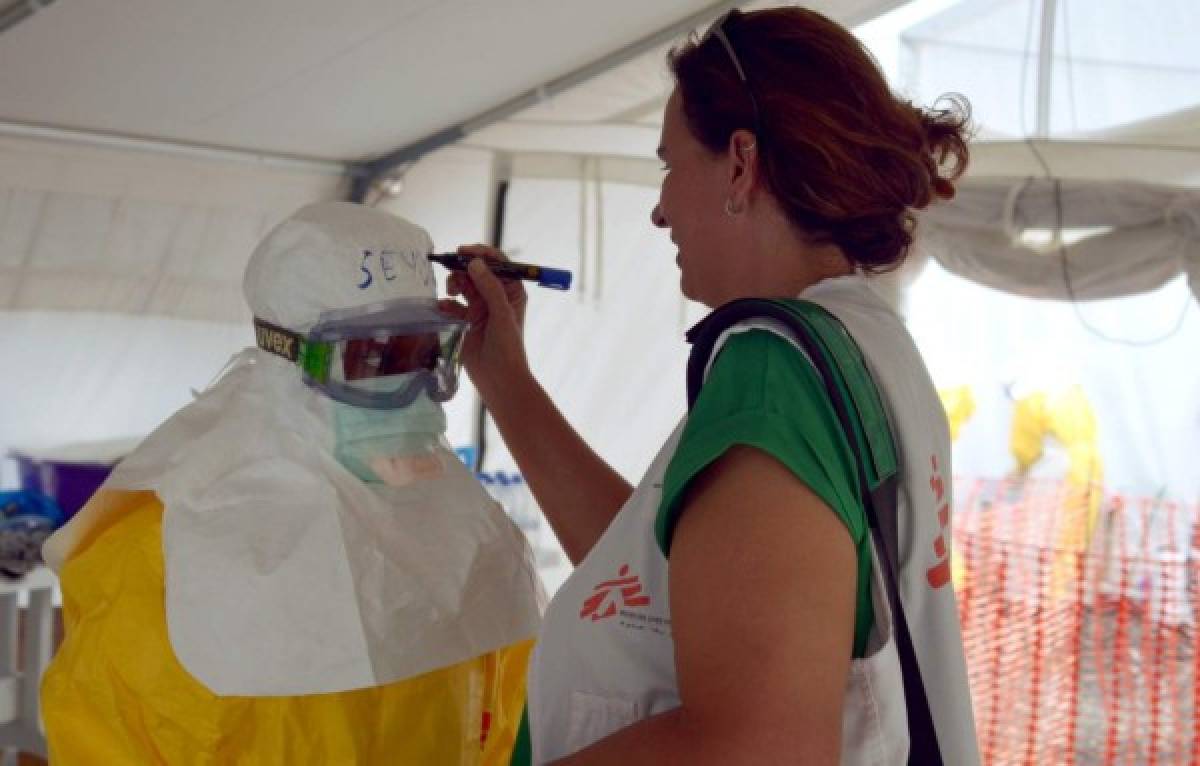 EE UU refuerza protocolos contra el ébola