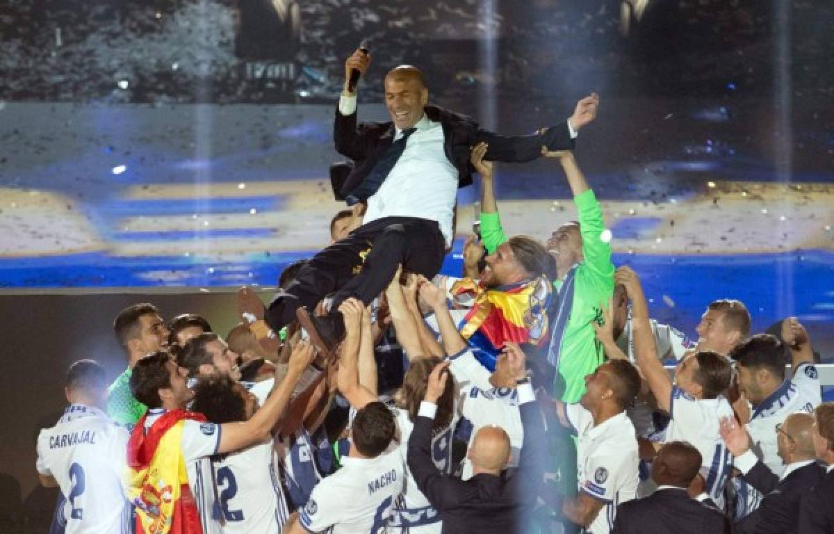 ¡Espectacular ceremonia del Real Madrid en el Santiago Bernabéu!