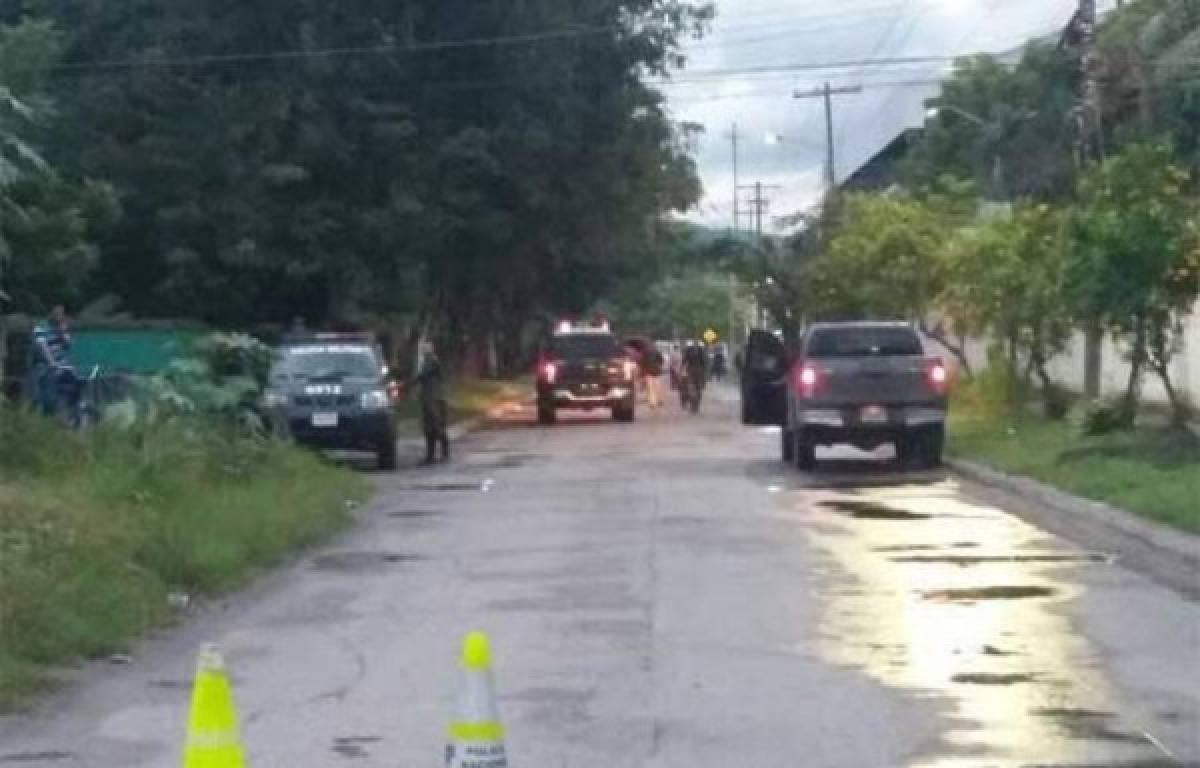 Envueltos en sábanas encuentran tres cadáveres en la colonia El Periodista al norte de Honduras