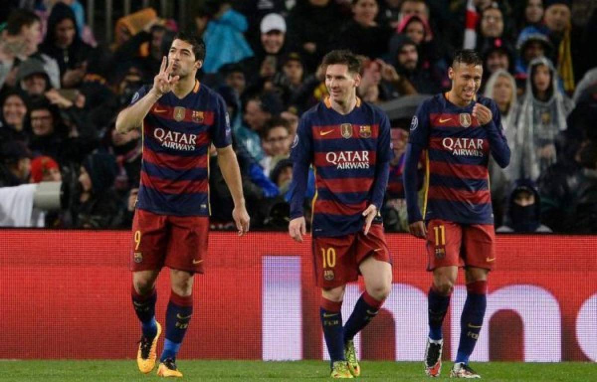Comediante Martín Bossi recrea escena de la salida de Neymar; Messi y Suárez le ruegan