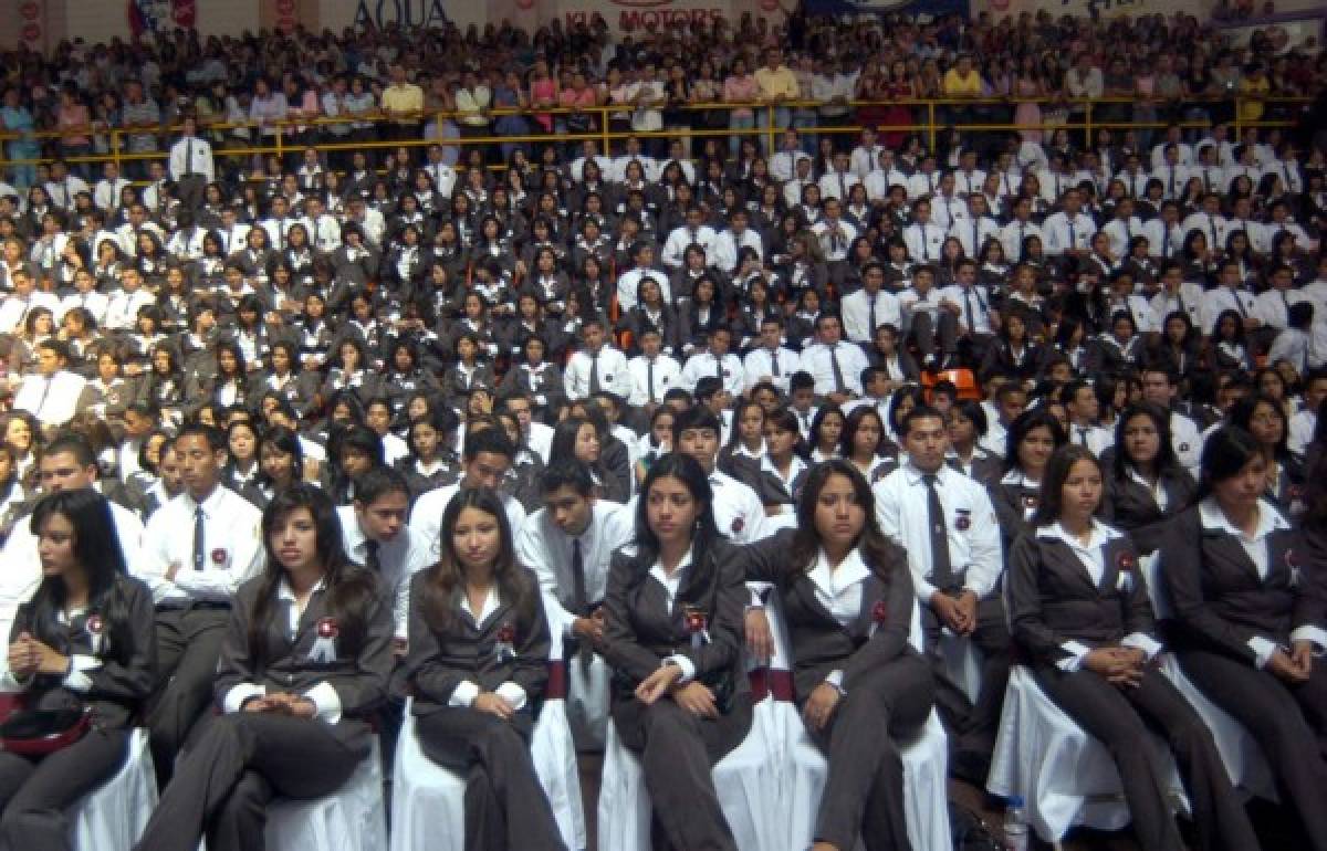 Instituto Central Vicente Cáceres cumple 138 años como educador de generaciones