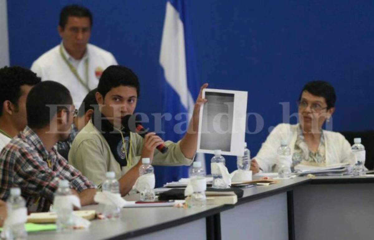 Reanudan diálogo entre estudiantes y autoridades de UNAH