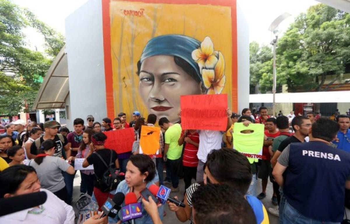 Previo a reanudación de clases, estudiantes realizan asambleas informativas