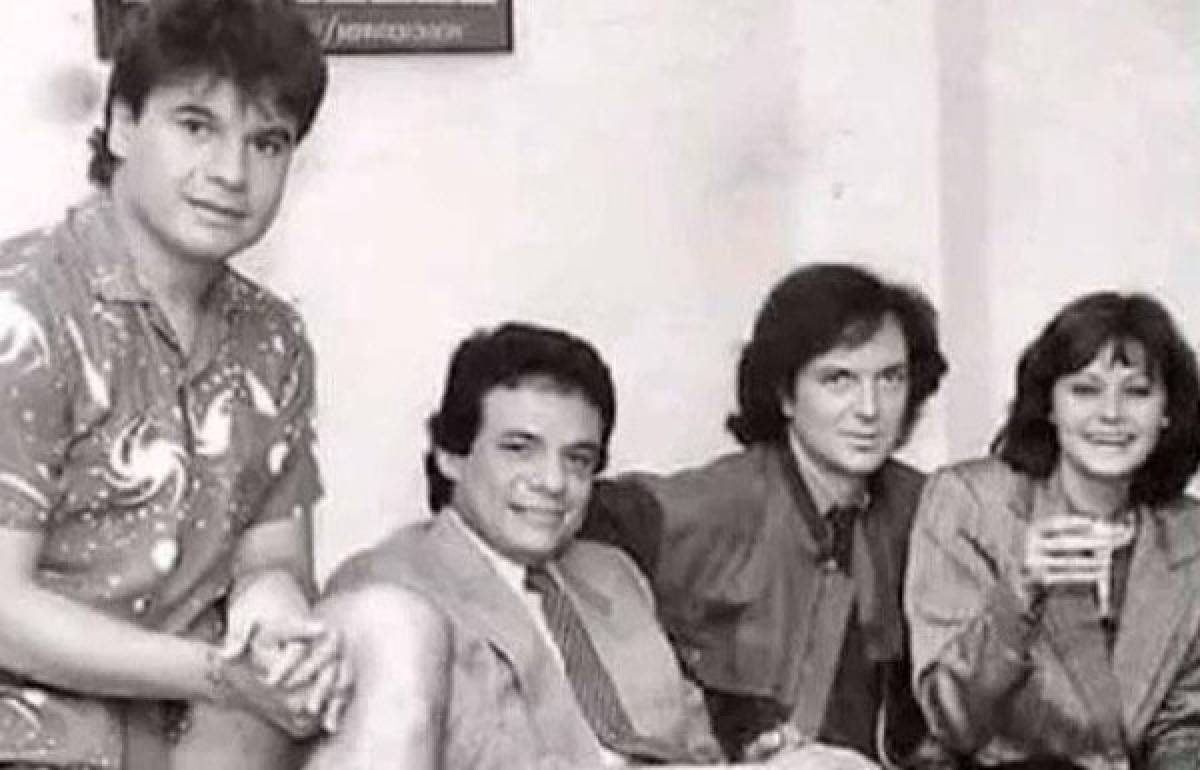 Muerte de José José inmortaliza foto de los cuatro famosos de la música