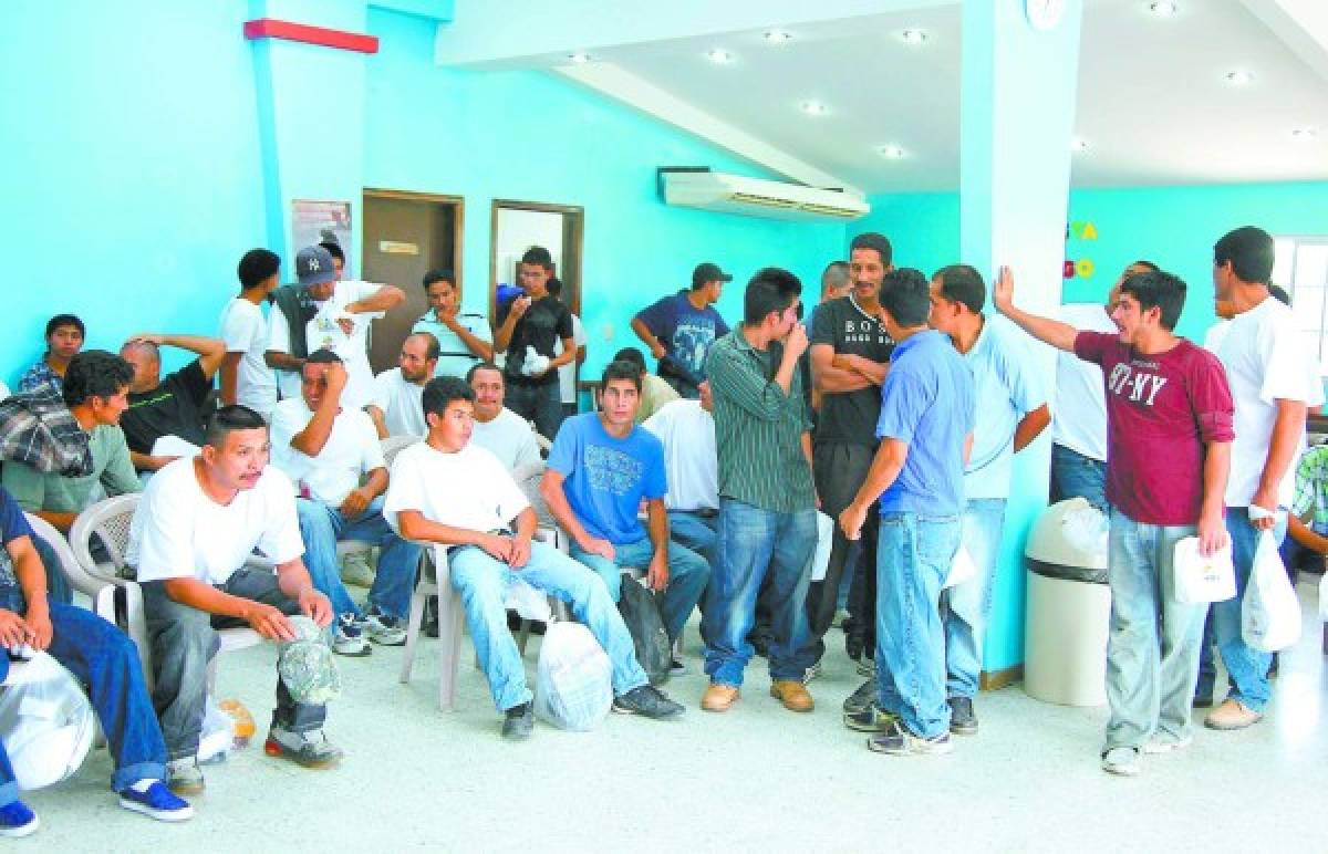 Millonario fondo para migrantes hondureños