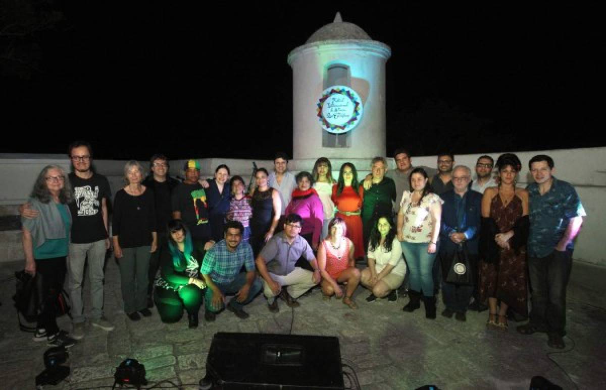 Aun en la distancia da inicio el IV Festival de Poesía Los Confines