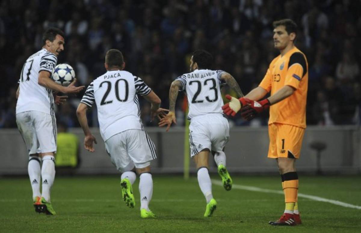 La Juventus vence 2-0 al Oporto y encarrila su pase a cuartos