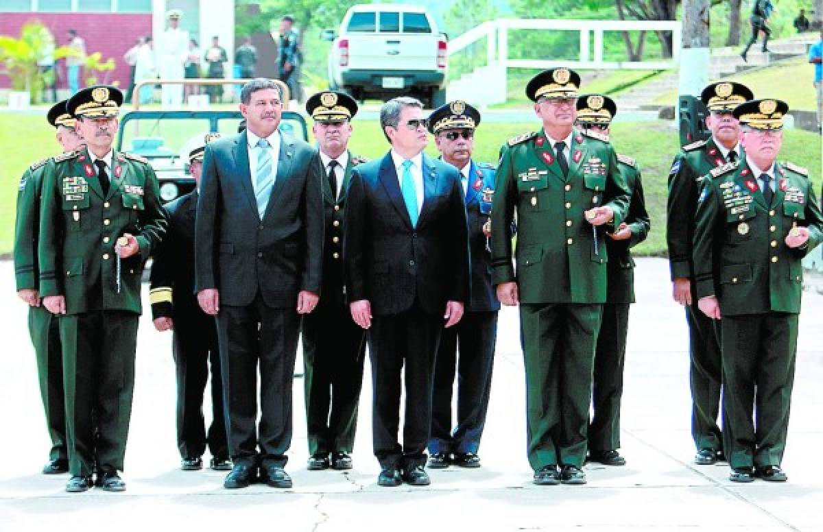 Comandancias de las Fuerzas Armadas también esperan cambios