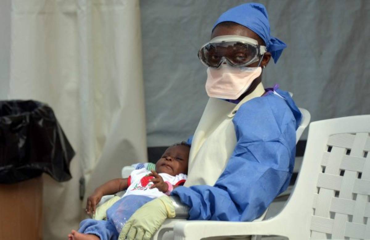 EE UU refuerza protocolos contra el ébola