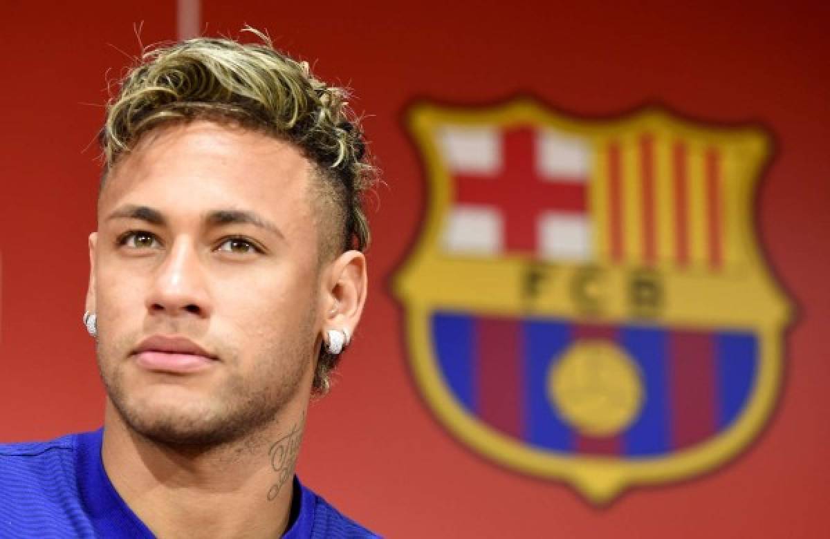 Si Neymar acepta propuesta del PSG, será el fichaje más caro de la historia