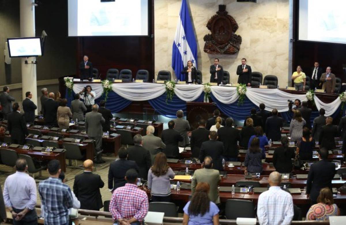 CN podría retomar debate para regular la reelección