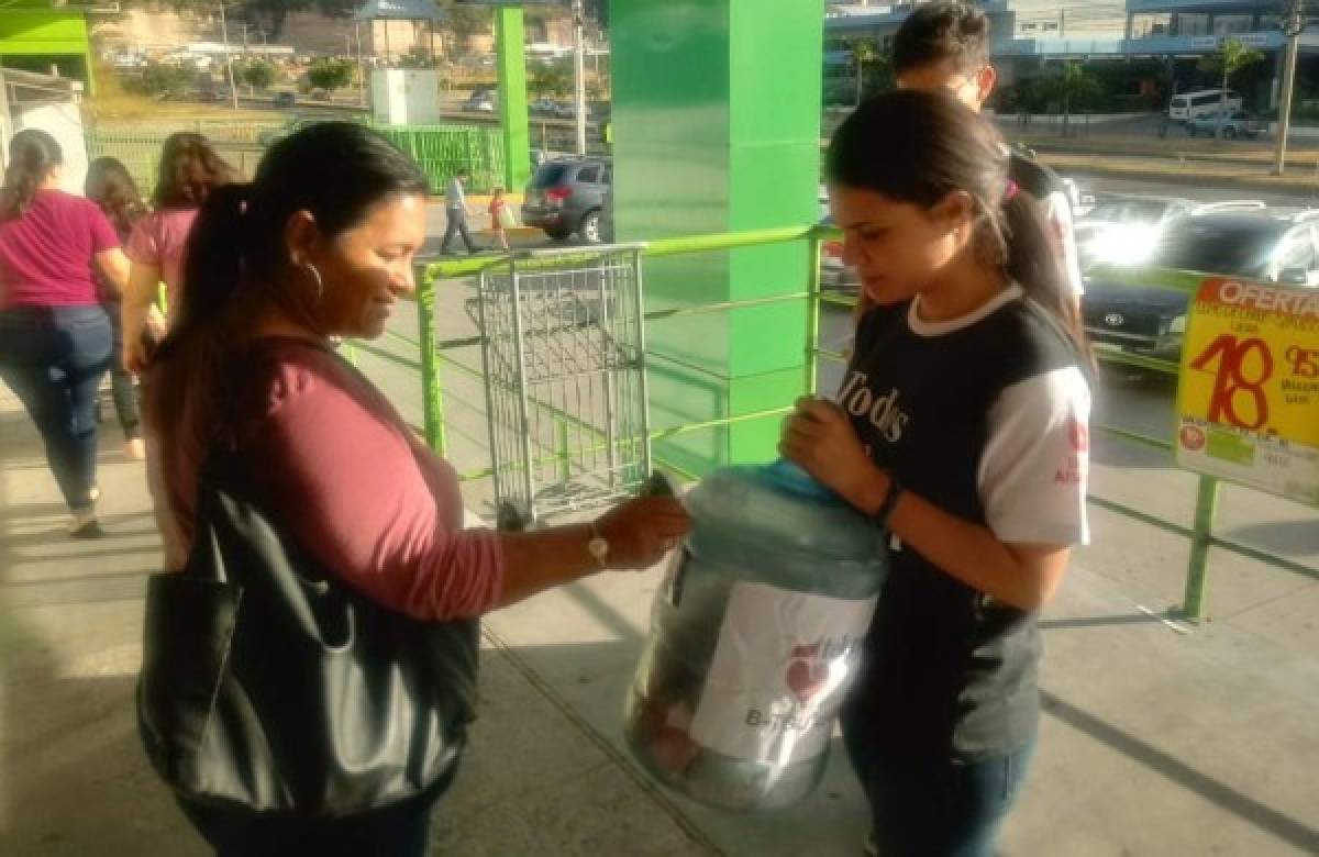 Solidario respaldo en las calles para la Teletón﻿