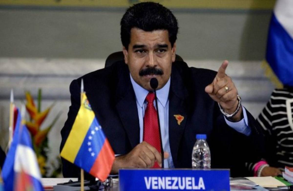 Maduro rechaza 'insolente' sanción de EEUU contra funcionarios venezolanos