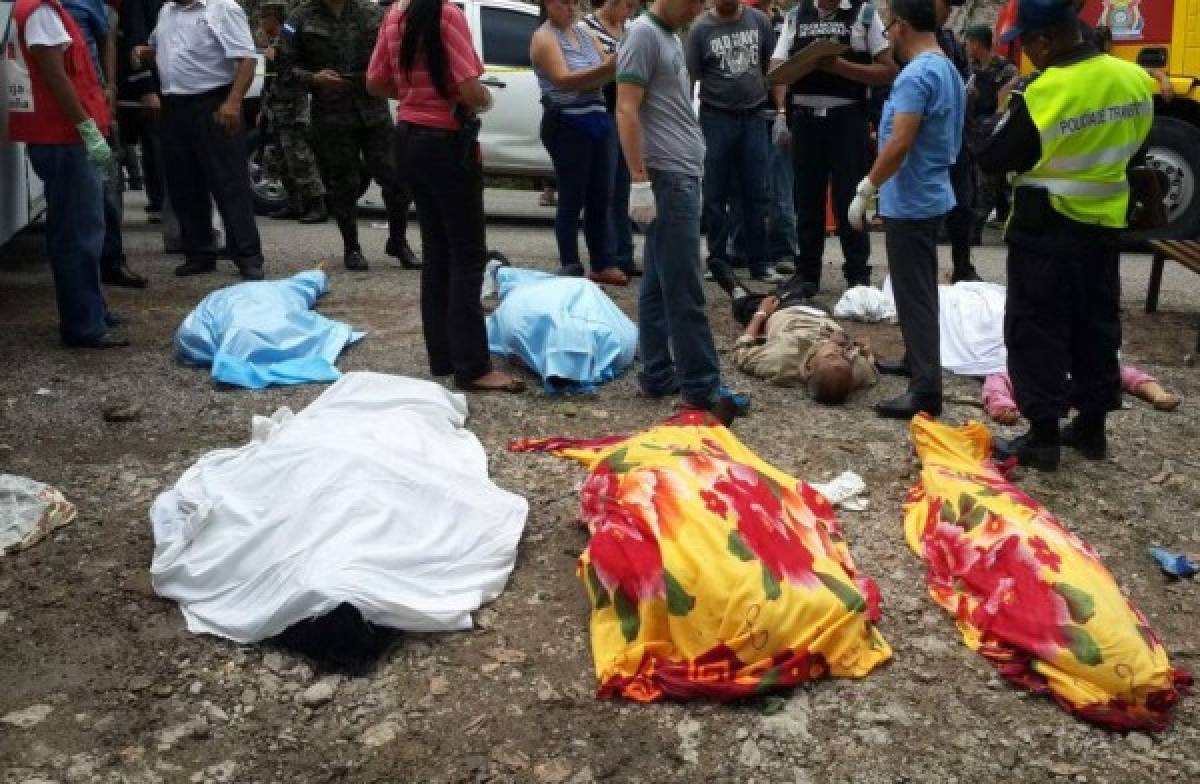 Honduras: Suman 14 muertos en accidente de bus