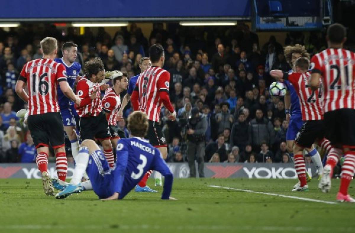 Chelsea venció 4-2 a Southampton en Stamford Bridge da un gran paso al título