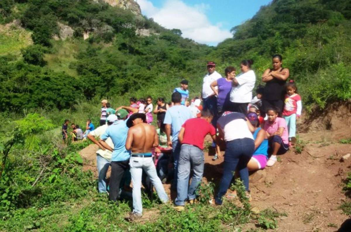 Hallan cadáver enterrado de enfermero en aldea de Yaguacire