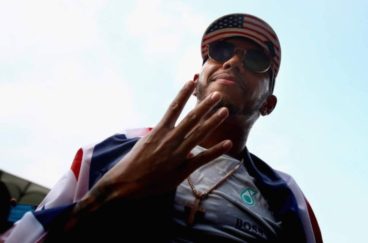 Hamilton logró el inminente título de F1 con un guión que no le permitió lucir