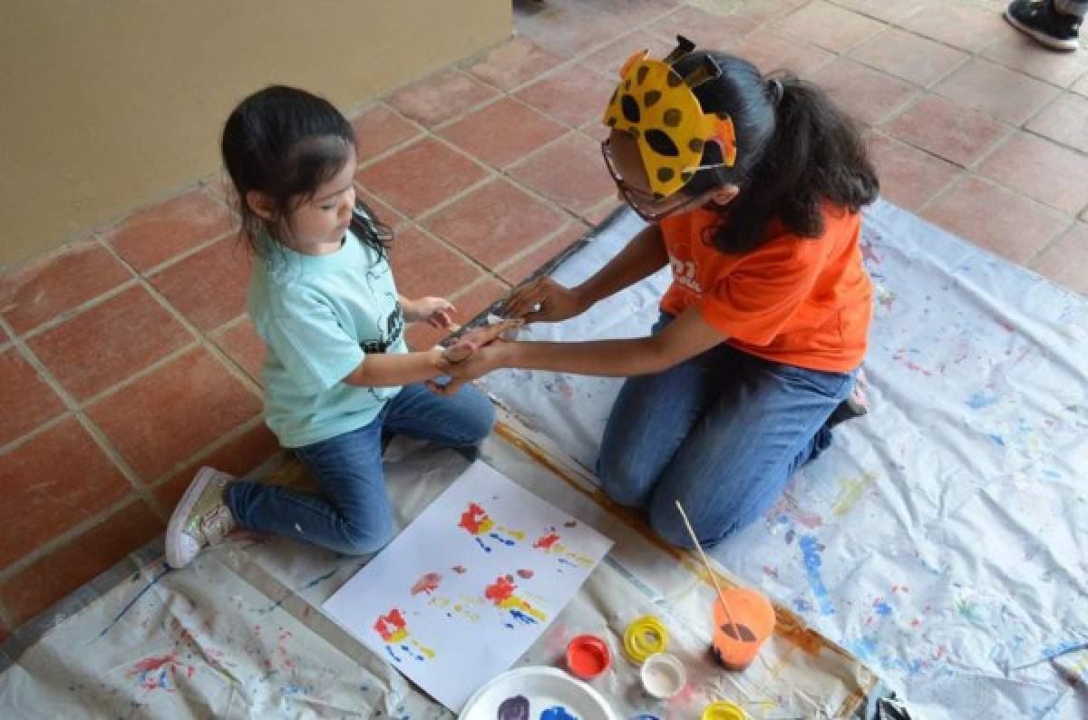 Mujeres en las Artes abrió la convocatoria para voluntarios culturales