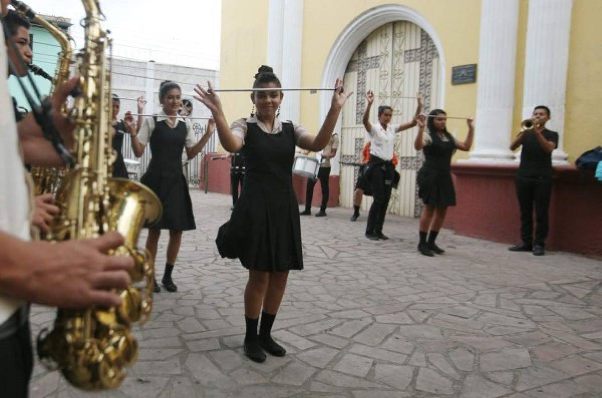 Hondureños, listos para rendir tributo a la patria