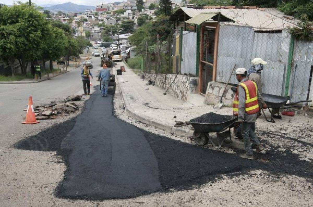 Alcaldía retoma el bacheo de vías de Tegucigalpa