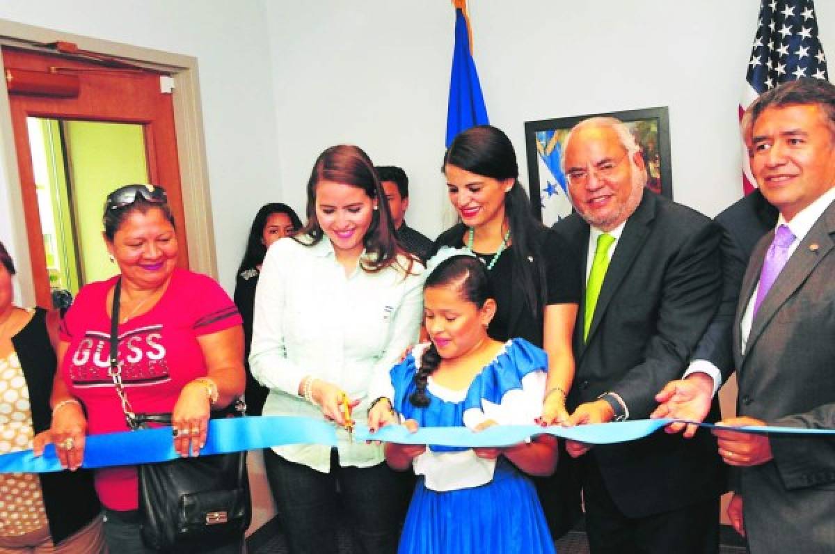 Honduras inaugura nueva oficina consular en Chicago