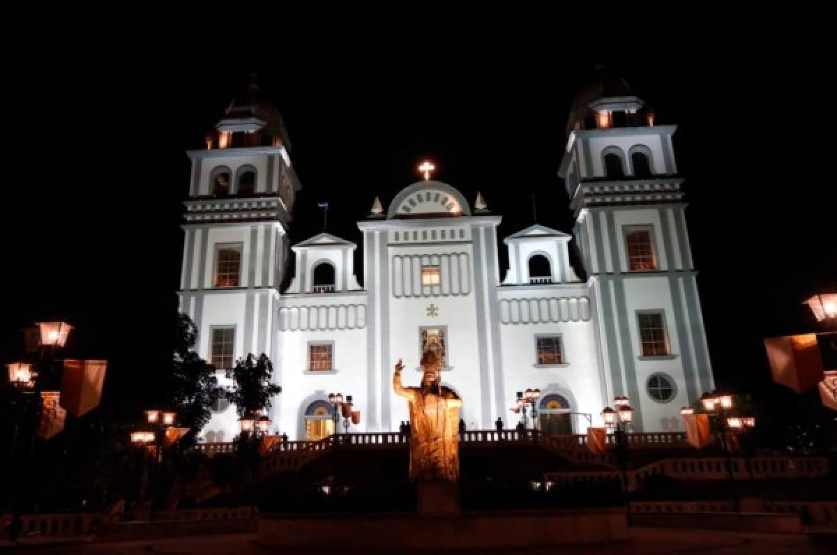 Misa de acción de gracia por el título de Basílica al Santuario de Suyapa