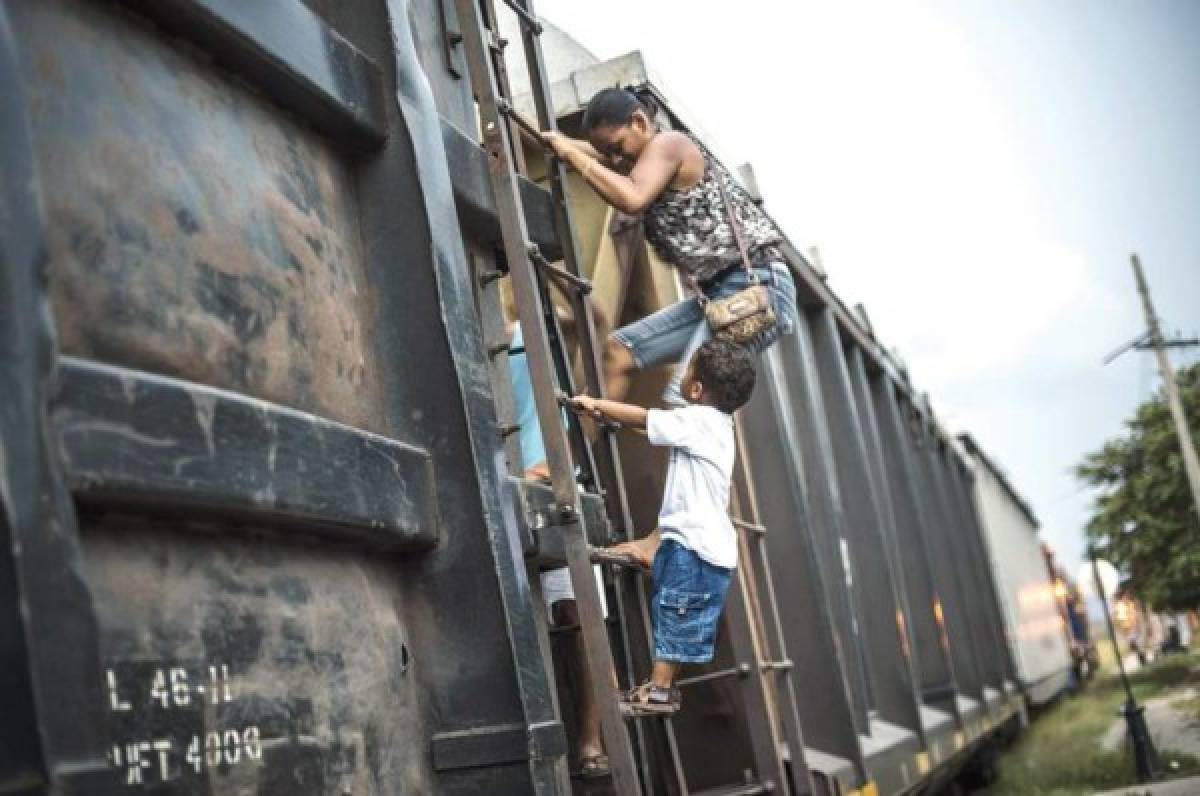 Imparable flujo de niños hondureños migrantes hacia Estados Unidos