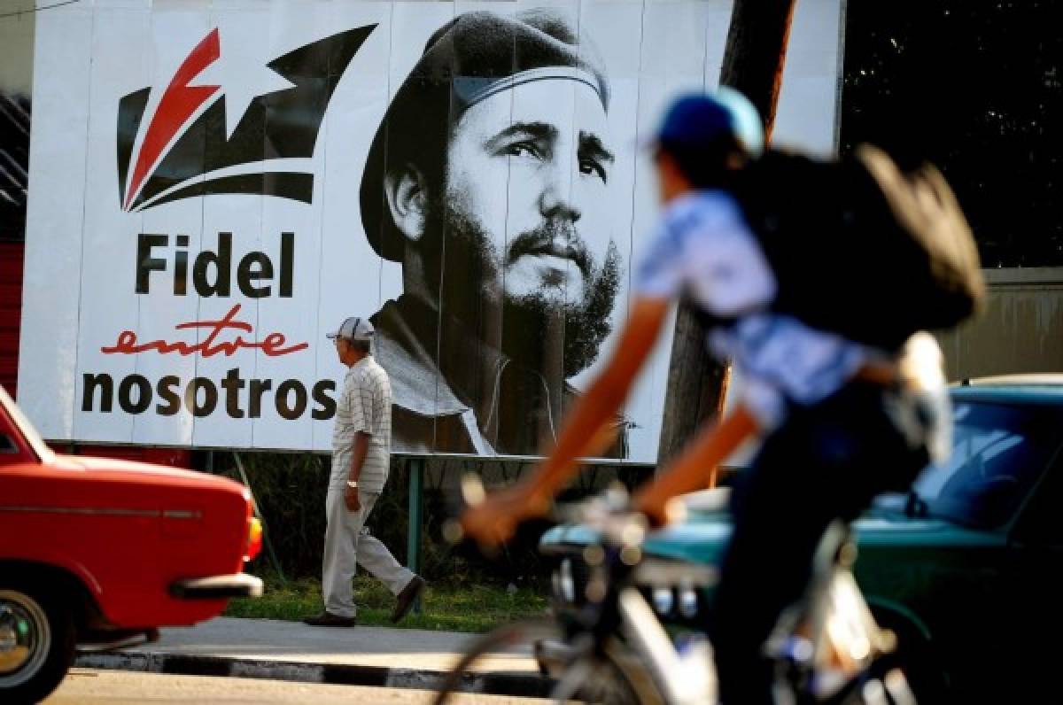 Cuba cumple su primer año sin Fidel Castro  