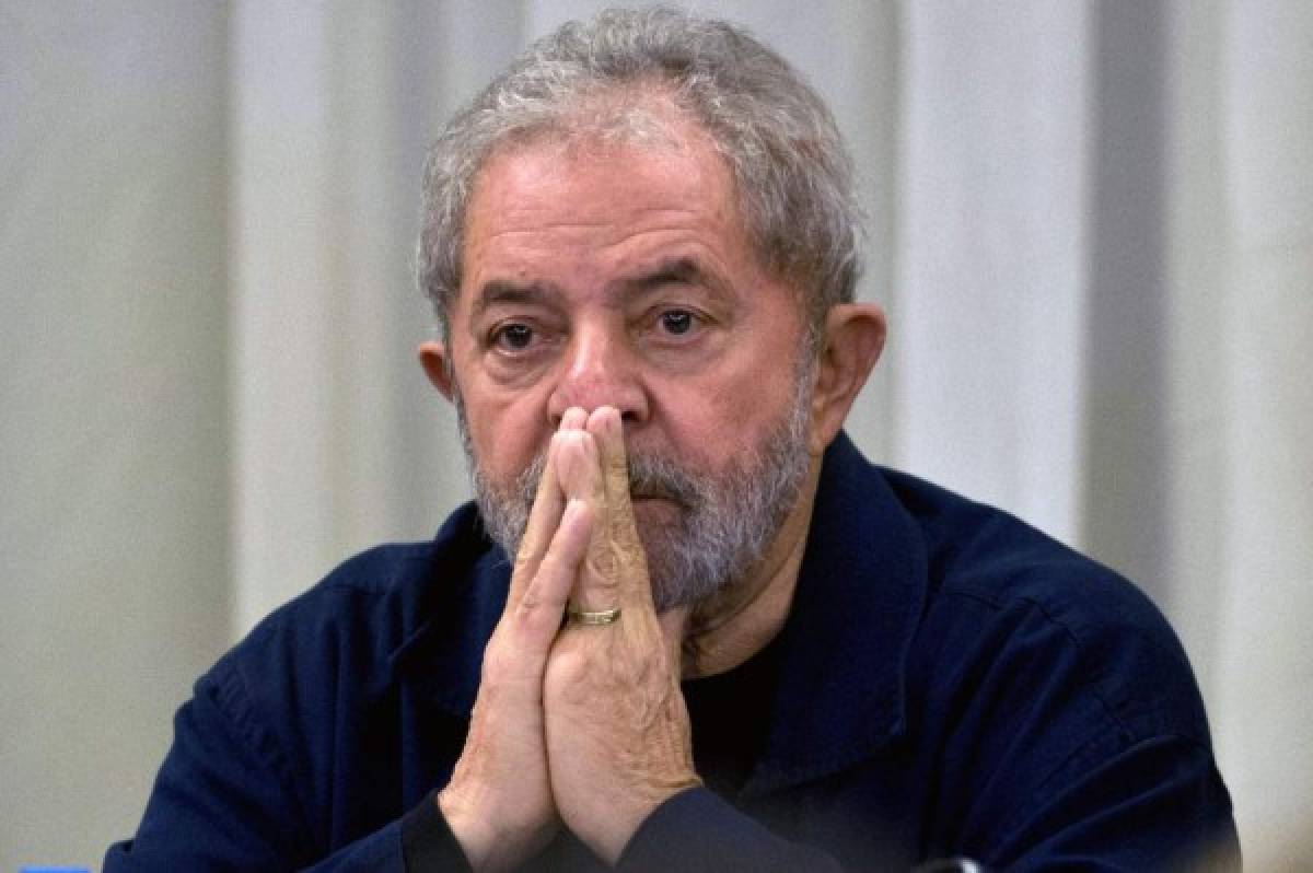 Policía de Brasil incrimina a Lula por corrupción y lavado de dinero