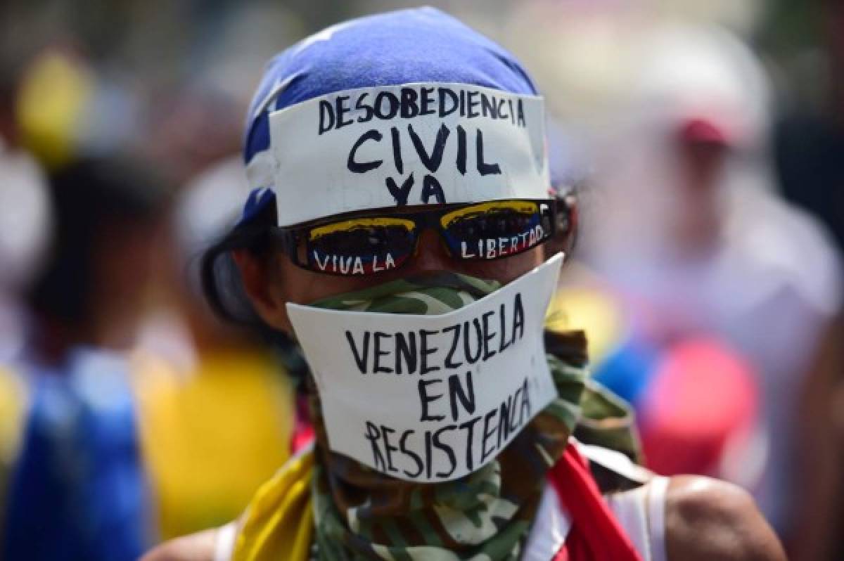 Las imágenes más impactantes de la 'madre de las marchas' en Venezuela