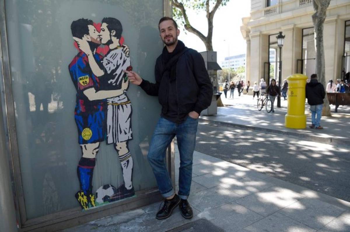Un grafiti de Messi y Ronaldo besándose causa furor antes del clásico