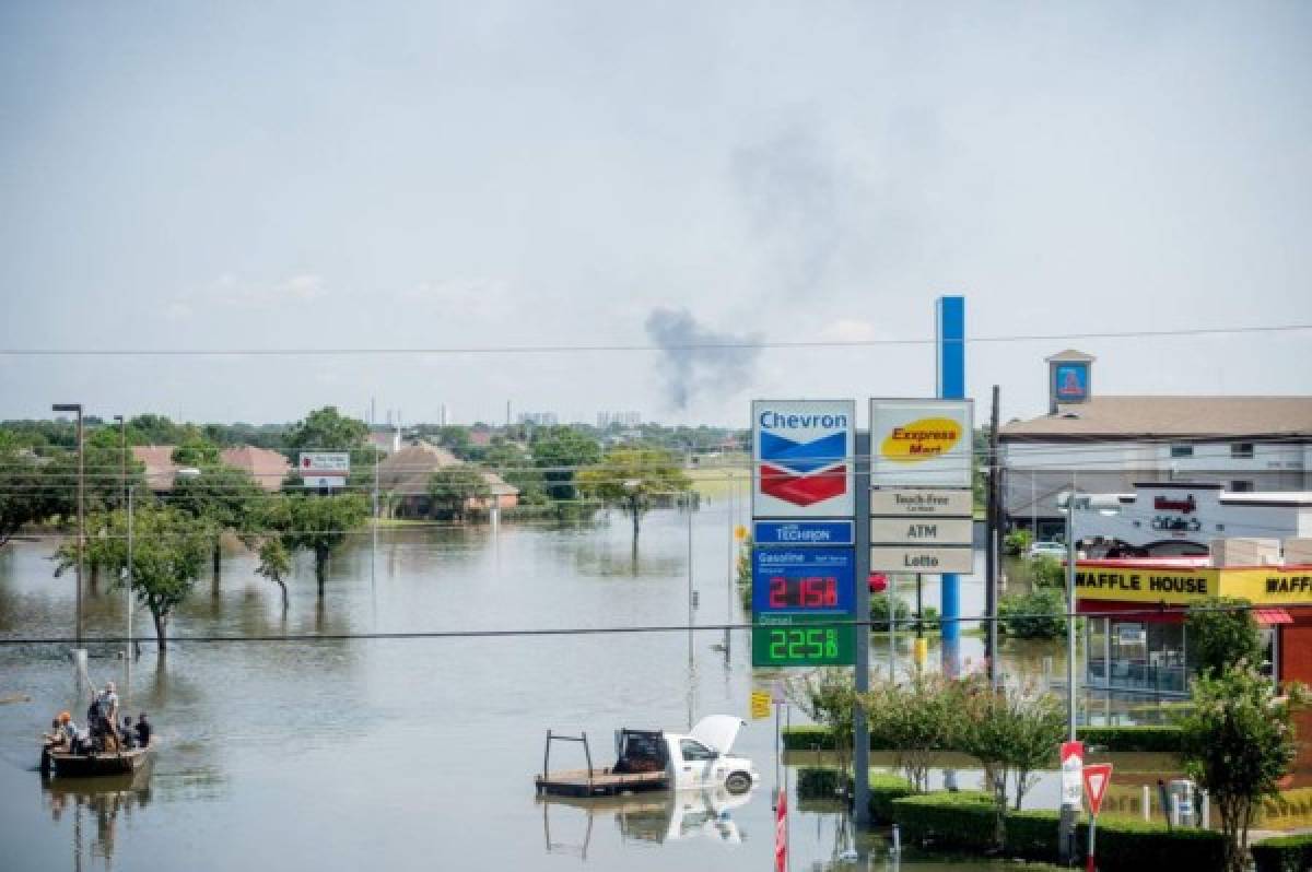 EEUU sana sus heridas tras del paso de Harvey que deja 39 muertos