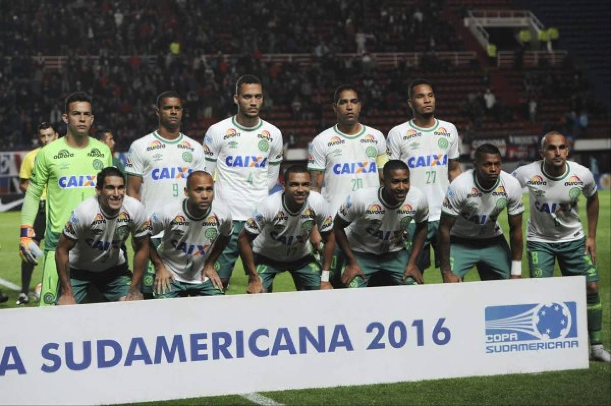 Chapecoense alteró su plan de vuelo antes de viajar a Medellín