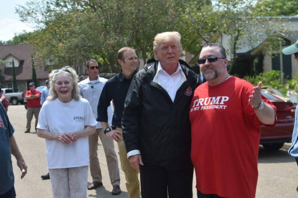 Donald Trump llegó a Texas para reunirse con los afectados por Harvey