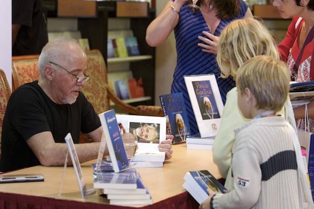 Paulo Coelho y su narrativa de éxito