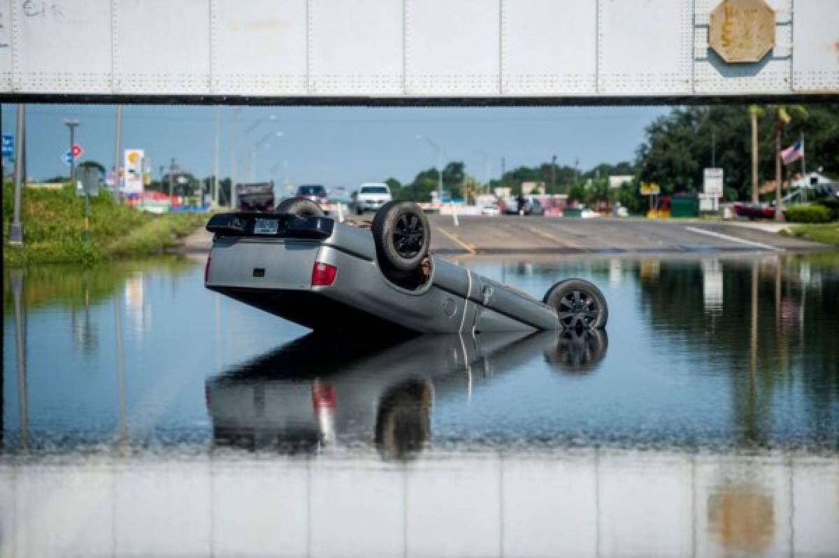 EEUU sana sus heridas tras del paso de Harvey que deja 39 muertos