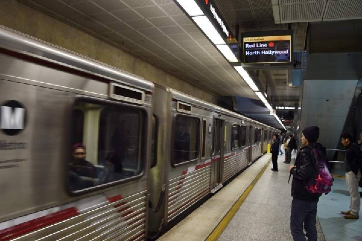Los Ángeles blinda su metro tras amenaza terrorista