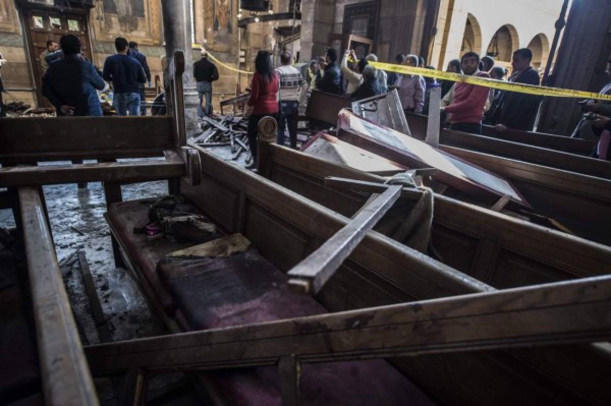 Al menos 23 muertos en atentado en una iglesia en El Cairo 