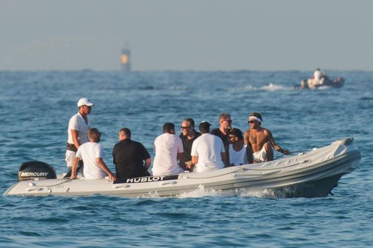 Neymar decide pasar página del Barça y se relaja en Saint-Tropez