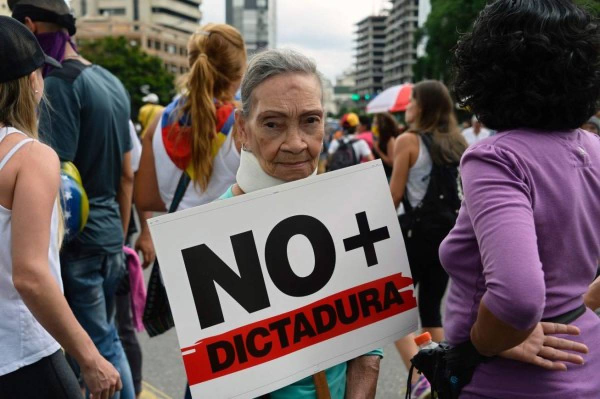 La oposición solicita la renuncia de Maduro de la presidencia. Foto AFP
