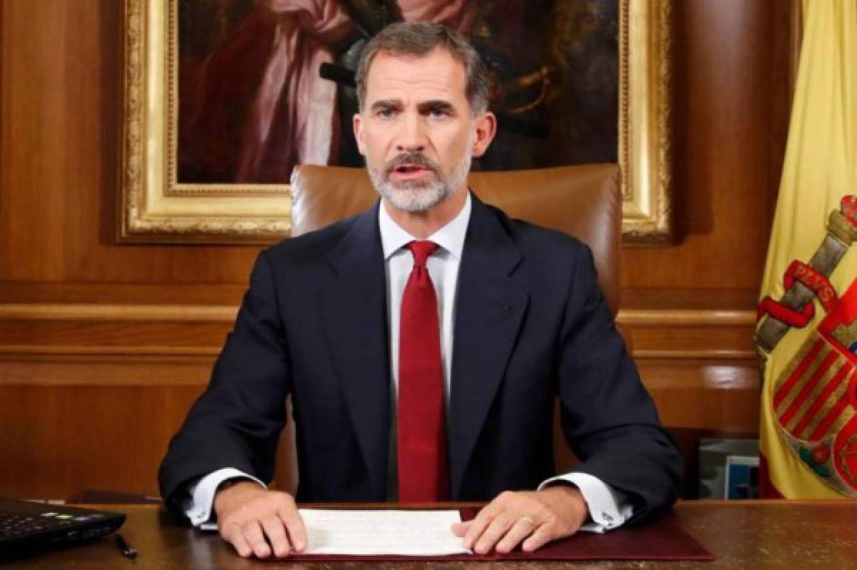 El rey de España advierte al Parlamento catalán contra un nuevo enfrentamiento