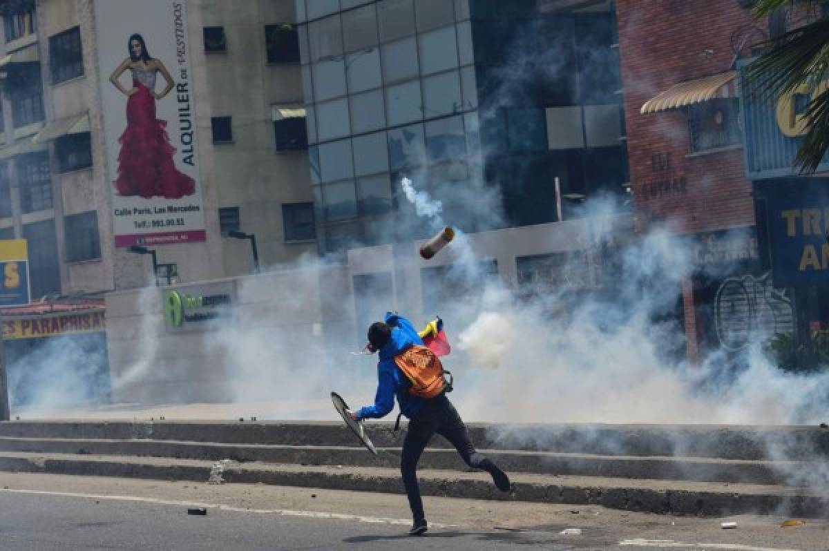 Las imágenes más impactantes de la 'madre de las marchas' en Venezuela