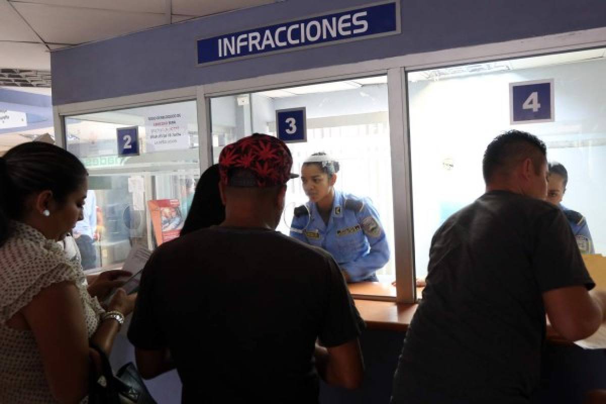 Honduras: Más de 2,000 conductores sin licencia por faltas graves en la capital