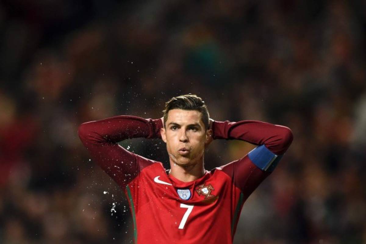 Portugal derrota 3-0 a Hungría con doblete de Cristiano Ronaldo en duelo eliminatorio