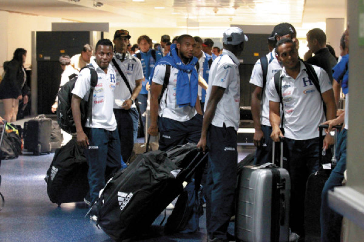 Selección de Honduras invadió suelo costarricense