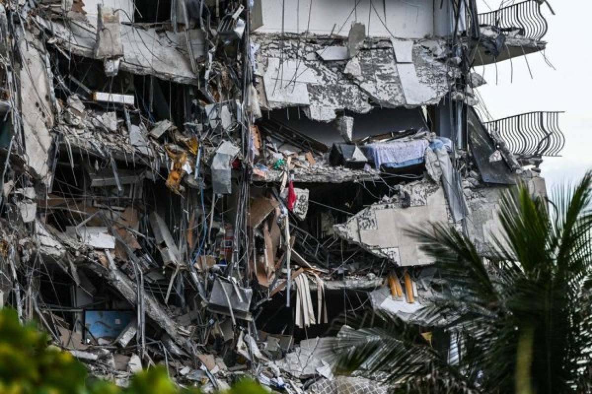 Hay unos 18 latinoamericanos desaparecidos en derrumbe de edificio en Miami
