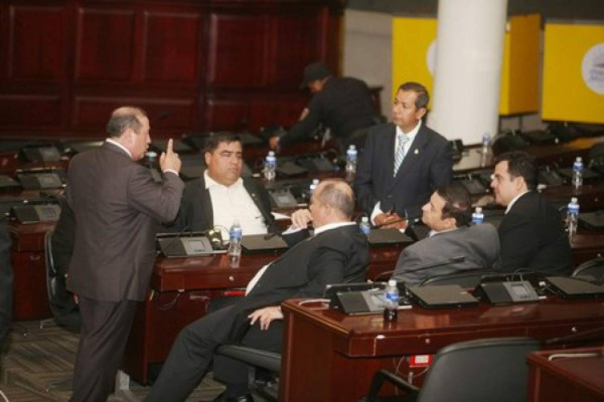 Diputados barajan una tercera votación