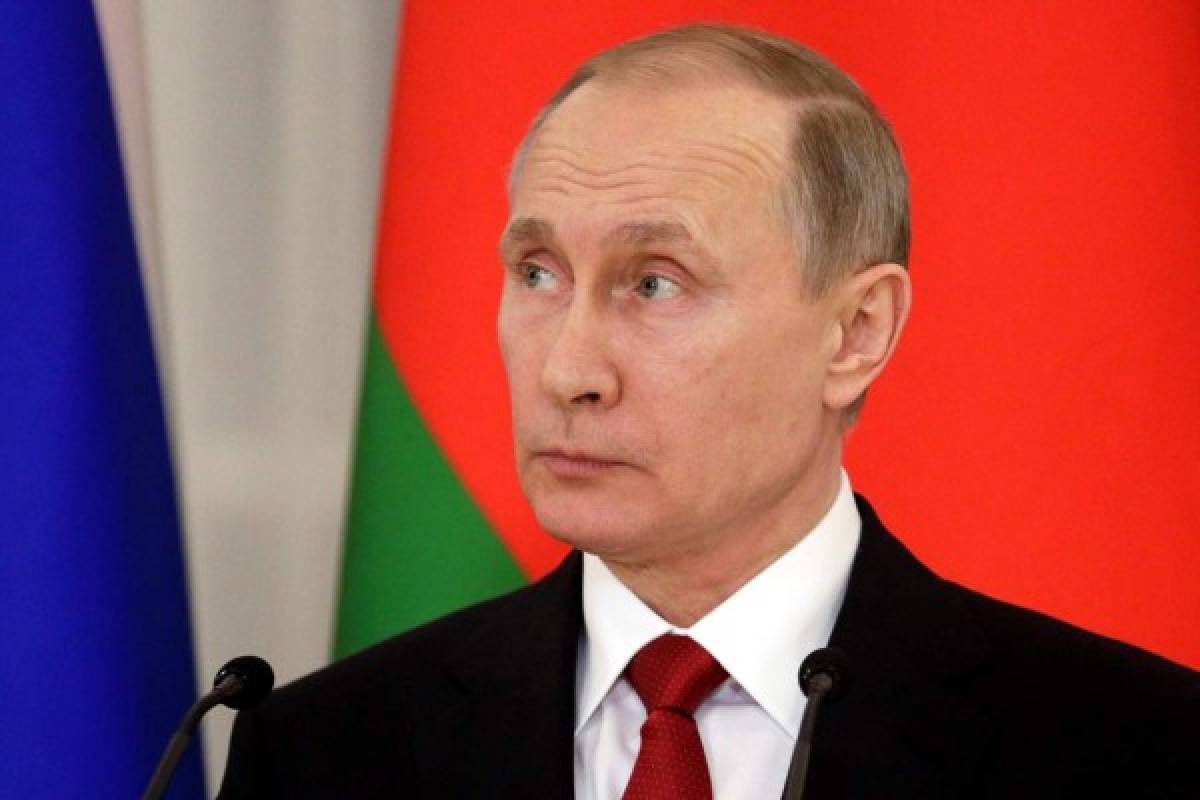 Rusia condena bombardeo de EEUU, los aliados de Washington aplauden